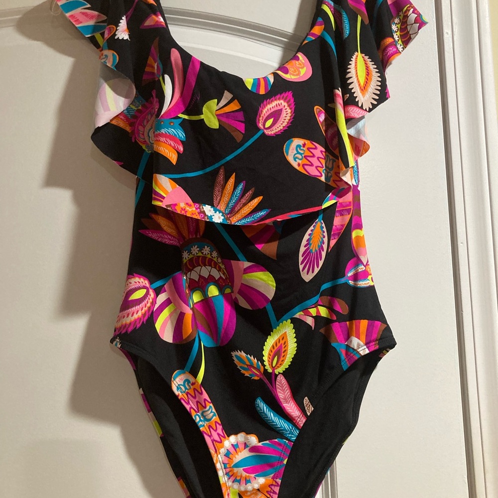 Trina Turk multi color size 10 V neck bathing suit NWT $172